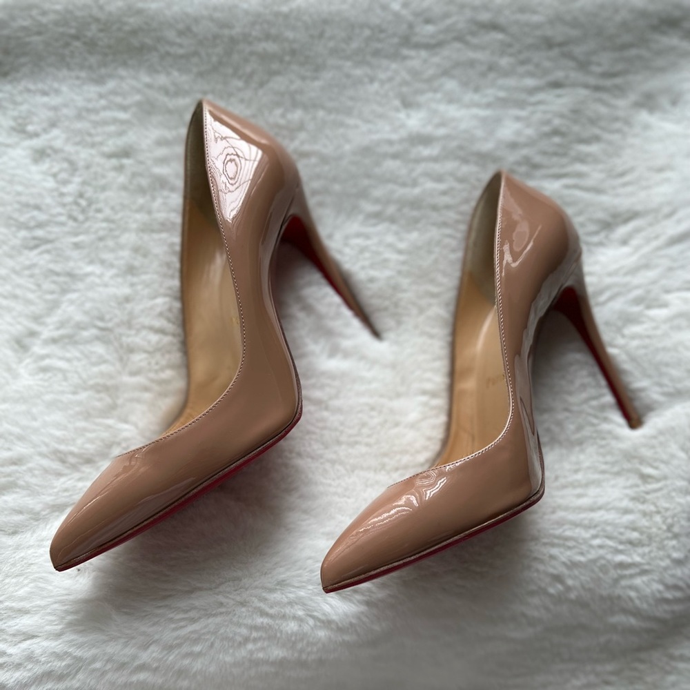 Christian Louboutin
So Kate Patent Pointed-Toe Red Sole Pump